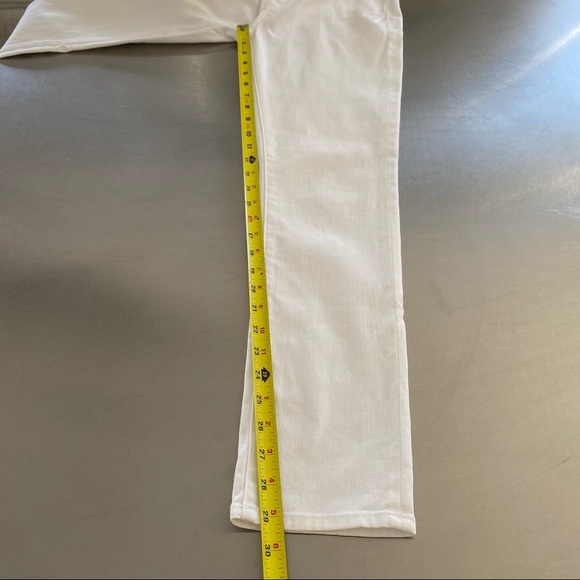 7 FOR ALL MANKIND The Slim Cigarette White Jeans Denim Size 26 Summer Jeans - Picture 11 of 13